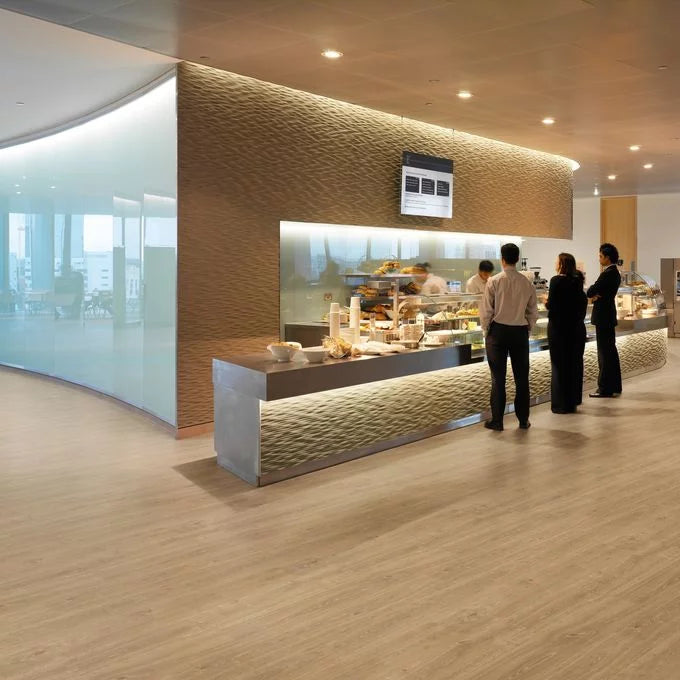 Silentflor PUR English Oak Abrasion Resistant Safety Flooring Roll For Commercial Interiors