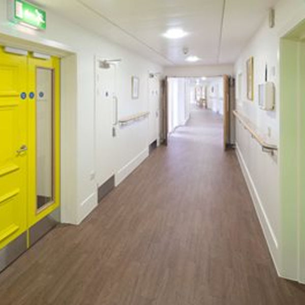 Altro Wood-effect Acoustic Mountain Oak Anti-Slip Vinyl Safety Flooring Roll