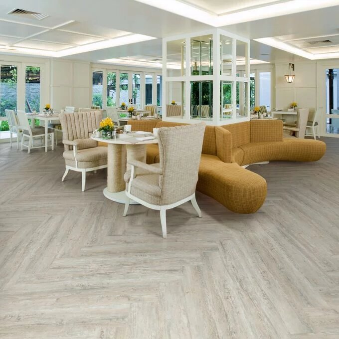 Affinity255 Cracked White Oak Plank Heavy Commercial Interiors & Residential Areas