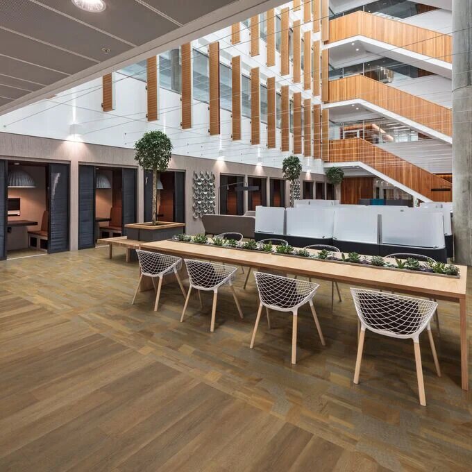 Expona Design Pur Mango Oak Luxury Vinyl Plank For Heavy Commercial & Residential Areas