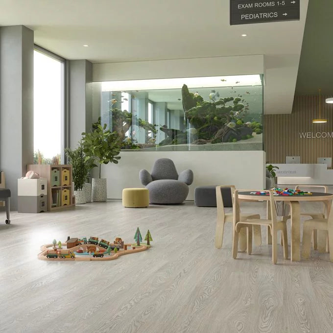 Polysafe Wood Fx PUR Oslo Oak Sustainable Slip Resistant Safety Flooring Roll For Healthcare & Leisure Sectors