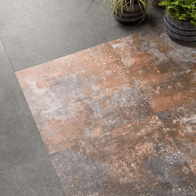 Expona Design Pur Rusted Stencil Concrete Luxury Vinyl Tile For Heavy Commercial & Residential Areas