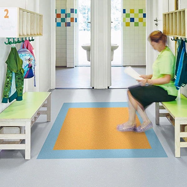 Forbo Marmoleum Solid Warm Grey Anti Static Safety Flooring Roll